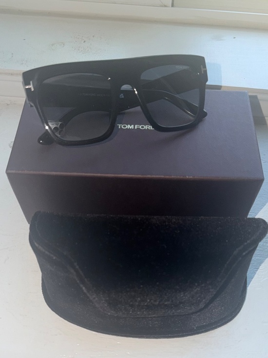 Tom Ford Sunglasses TF0847 main image 7